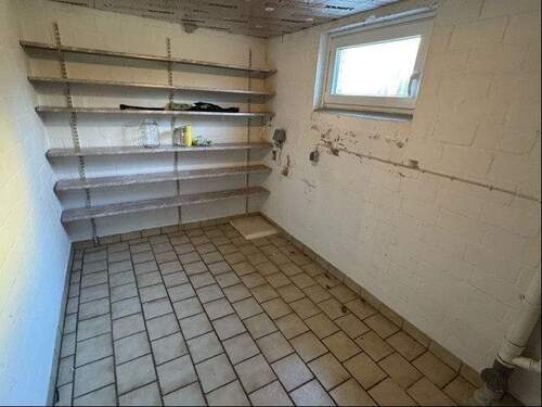 Kellerraum für die Wohnung mit WaMa-Anschl. - 