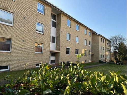 Ansicht (3) Eingang - 3 Zimmer Etagenwohnung in Itzehoe