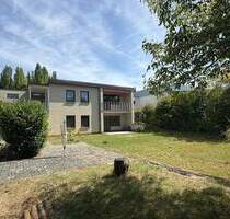 Einfamilienhaus mit viel Potenzial in bester Lage von Bensheim-Auerbach!