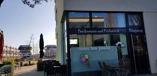 ..mit frischen Brötchen & Eis - 