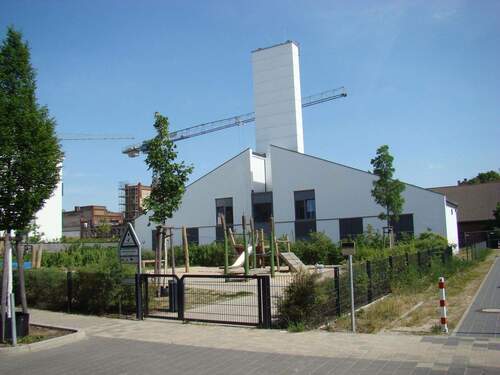 Eigene Heizzentrale mit Biome. - 