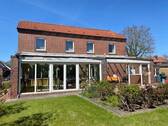 Der schöne Garten lockt nach draußen - 5 Zimmer Einfamilienhaus in Wilhelmshaven