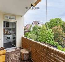 Zentral, hell und mit Balkon: 2-Zimmer-Wohnung mit Garage in Stuttgart-Bad Cannstatt