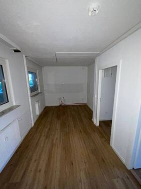 Esszimmer und Küche - 2 Zimmer Etagenwohnung in Kiel