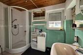 Duschbad mit WC im EG - 