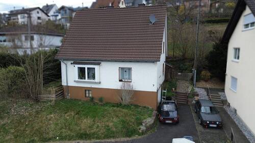 Einfahrt - vermietetes Einfamilienhaus im ruhigen Rudersdorf!