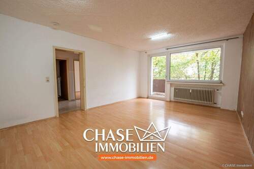 Wohnzimmer - Großflächige Eigentumswohnung in Hameln Hastenbeck - Wohnen oder Vermieten in Ortsrandlage!