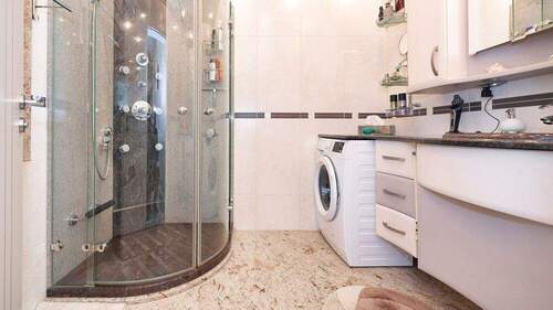 Badezimmer - 4 Zimmer Etagenwohnung in Großbottwar