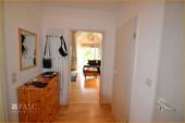 Blick ins Wohnzimmer - 