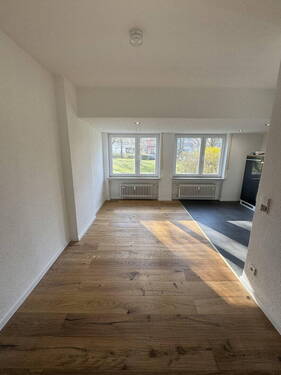Bild 2 - 2 Zimmer Etagenwohnung zur Miete in Stuttgart