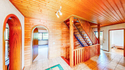 OG - Eingang-Flur-Treppen - 