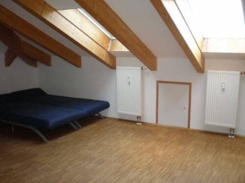 Zimmer - 1 Zimmer Etagenwohnung in Regenstauf
