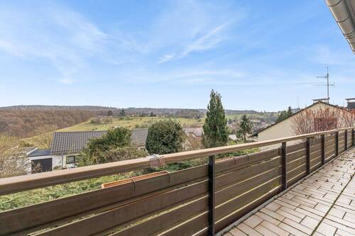 großzügige Terrasse - 