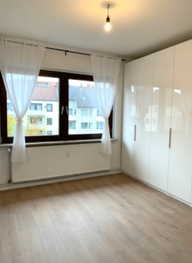 Schlafzimmer - 3 Zimmer Etagenwohnung zum Kaufen in Hildesheim