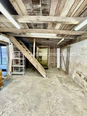 12 Garage: Scheune - 