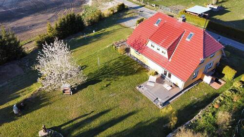Süd-Ostseite - 7 Zimmer Einfamilienhaus in Garz auf Rügen