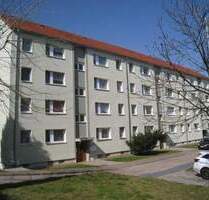 Ruhige Lage, Balkon nach Südwest, Ergeschoss, Stellpl. möglich - Weißenfels