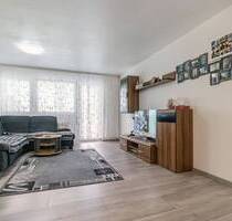 Großzügige Erdgeschosswohnung mit Wintergarten und Gartenanteil - Uhingen