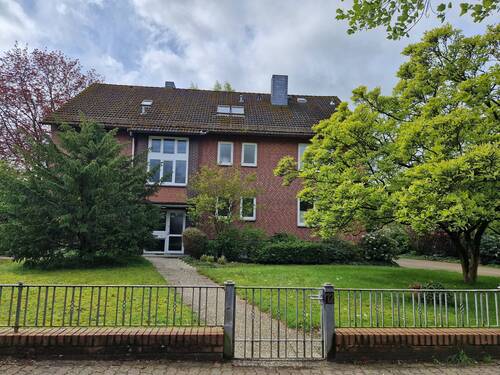 20240419_112021.jpg - Helle 2 -Zimmer-Wohnung im 1. OG mit Balkon in Syke!