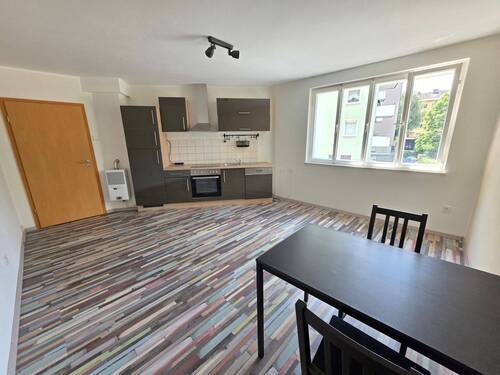 Wohnküche mit Einbauküche (4) #123711 - 2 Zimmer Etagenwohnung in Würzburg