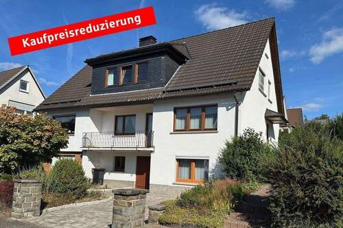 Kaufpreisreduzierung - 7 Zimmer Mehrfamilienhaus, Wohnhaus zum Kaufen in Erndtebrück