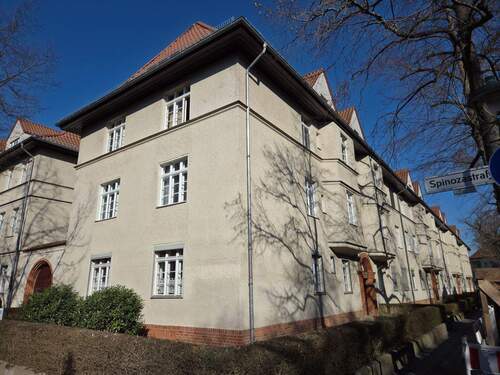 Eckansicht - 2 Zimmer Etagenwohnung zum Kaufen in Berlin