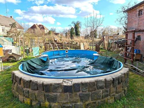 11 Hofmitte Bassin.jpg - 