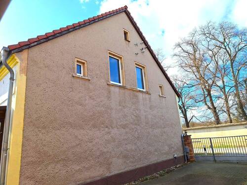 03 linke Seite.jpg - 6 Zimmer Einfamilienhaus in Forst (Lausitz)