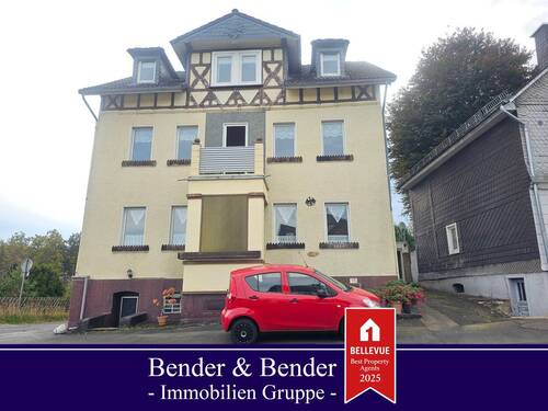 Ansicht Straße - Historisches Mehrgenerationenhaus mit Charakter und großem Entfaltungspotenzial!