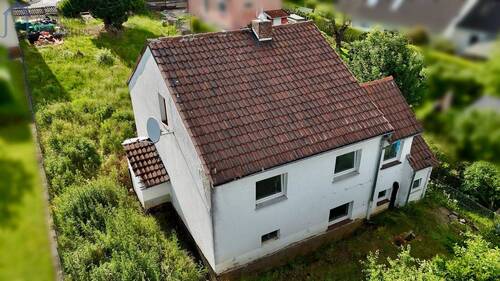 Hausansicht - Einfamilienhaus mit 56,00 m² in Kassel zum Kaufen