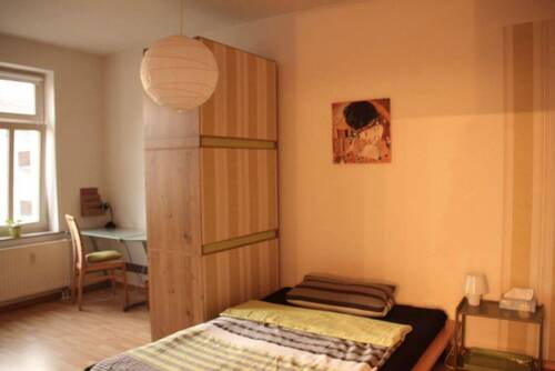 Schlaf-/Arbeitszimmer - 