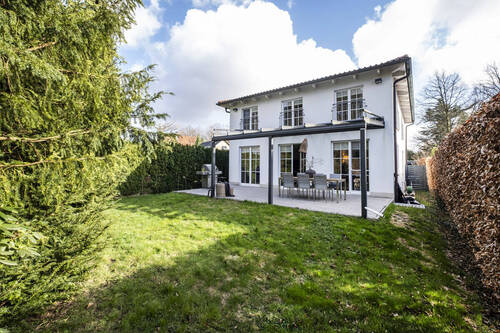 Garten mit Terrasse - 