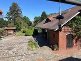 Innenhof und Garagengebäude - 7 Zimmer Einfamilienhaus zum Kaufen in Klietz