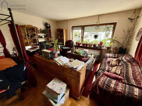 Zimmer im Erdgeschoss - 