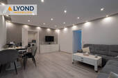 Wohnzimmer - Diese attraktive 5 Zimmerwohnung sucht Sie als neuen Eigentümer.