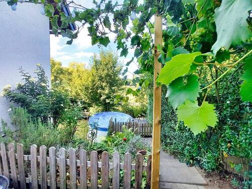 Weg in den Garten - Doppelhaushälfte mit 119,00 m² in Overath zum Kaufen