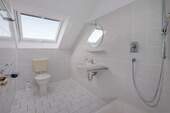 Badezimmer DG - 