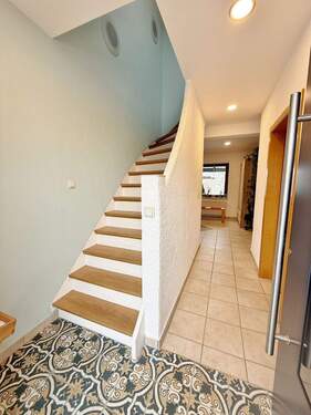 Eingangsbereich - Einfamilienhaus mit 166,00 m&sup2; in Stuhr zum Kaufen