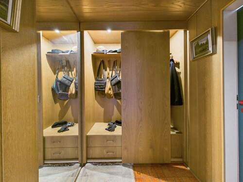Garderobe - 