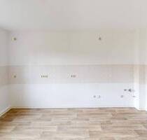 Ruhig gelegene 2-Raum-Altbauwohnung mit Tageslichtbad - Chemnitz Gablenz