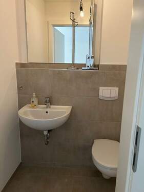 Gäste WC - Etagenwohnung mit 77,00 m&sup2; in Paderborn-Wewer zur Miete
