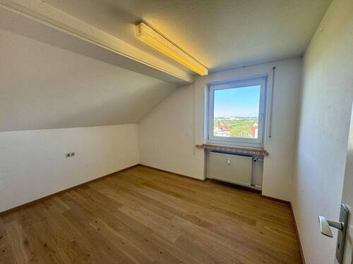 Kinderzimmer / Büro - 