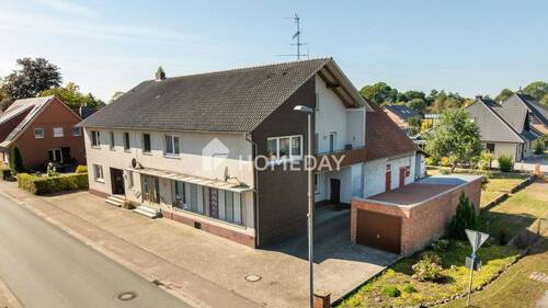 Außenansicht Drohne 1 - 1 Zimmer Mehrfamilienhaus, Wohnhaus in Diepenau