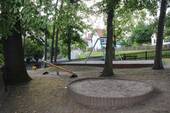Spielplatz 2 - 