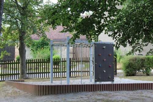 Spielplatz 3 - 