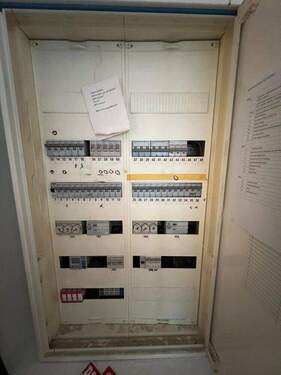 Zählerkasten_Gewerbeeinheit_EG - 