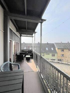 Balkon - Etagenwohnung mit 43,00 m&sup2; in Hohenstein-Ernstthal zum Kaufen