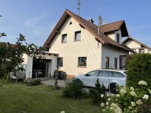 2 Ansicht Westen_Garage - 5 Zimmer Einfamilienhaus zum Kaufen in Westerheim