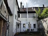 Rückansicht des Wohngebäudes - Mehrfamilienhaus, Wohnhaus mit 85,00 m&sup2; in Haßfurt zum Kaufen