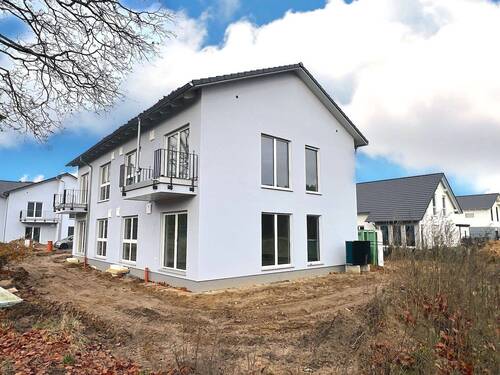 Haus 2 von Straße - 